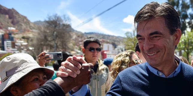 en-bolivia,-el-candidato-de-centro-derecho-rodrigo-paz-es-presidente