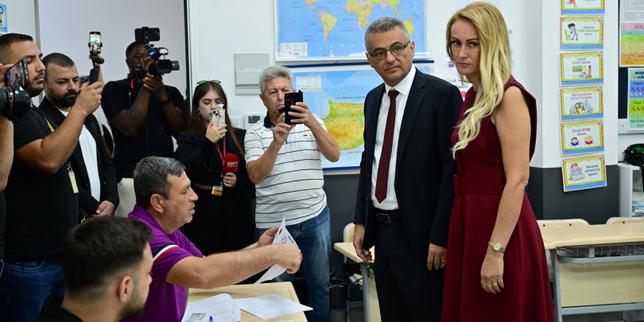 chipre-norte:-el-oponente-tufan-erhurman-llega-a-la-presidencia