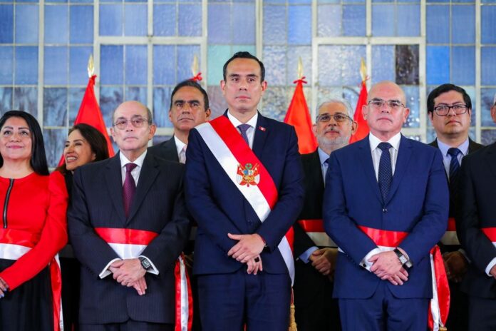 casi-cinco-dias-sin-ministros:-el-record-del-presidente-jose-jeri-en-los-ultimos-diez-anos