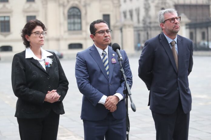 “el-12-de-abril-se-realizaran-elecciones-con-normalidad”:-¿que-conversaron-jeri-y-los-jefes-del-sistema-electoral-en-palacio?