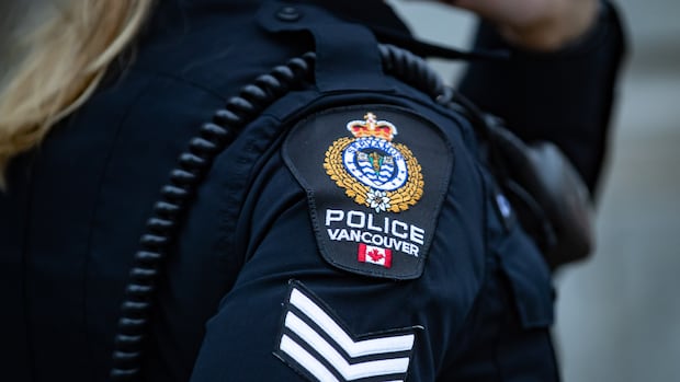 5-people-injured-after-crash-sends-car-into-vancouver-storefront
