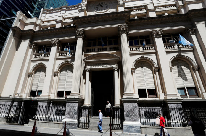 milei’s-central-bank-confirms-$20-billion-swap-line-with-us-treasury