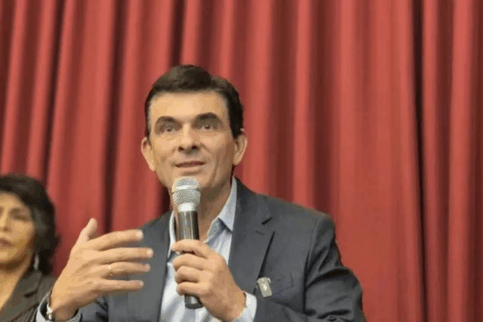 bolivia-elects-rodrigo-paz-pereira-as-its-next-president,-consolidating-shift-right