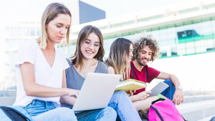 ¿sos-estudiante-universitario?-cuenta-dni-ofrece-un-reintegro-exclusivo-para-ahorrar-en-tus-compras-de-octubre-2025
