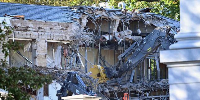 donald-trump-destruyo-el-pasillo-de-la-casa-blanca-para-construir-una-sala-de-baile-gigante