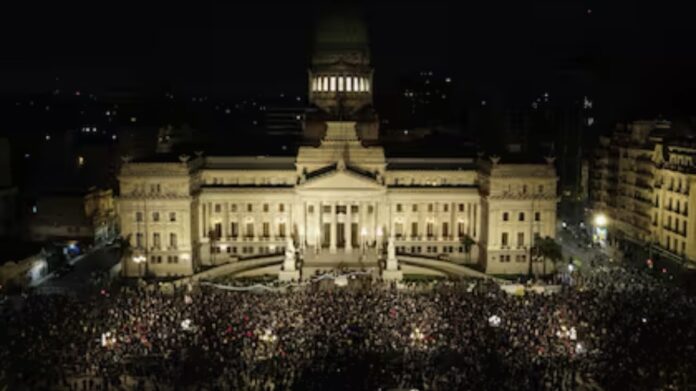 ¡cacerolazo!:-convocan-a-una-masiva-protesta-para-esta-noche