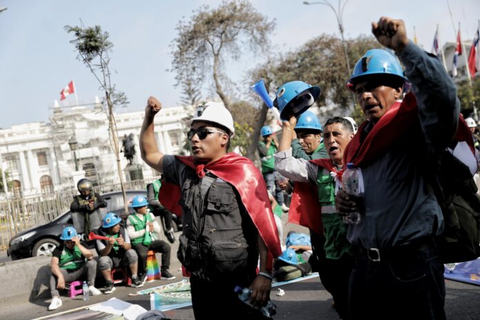 vuelve-la-propuesta-para-extender-el-reinfo:-¿que-congresistas-la-impulsan-y-que-plantean-sus-proyectos?