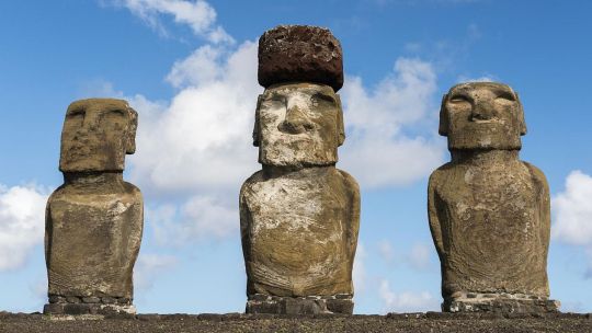 chile:-la-isla-de-pascua-es-un-compendio-de-misticismo-y-naturaleza
