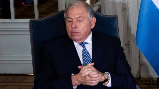 el-canciller-argentino-gerardo-werthein-presenta-su-renuncia-al-presidente-javier-milei