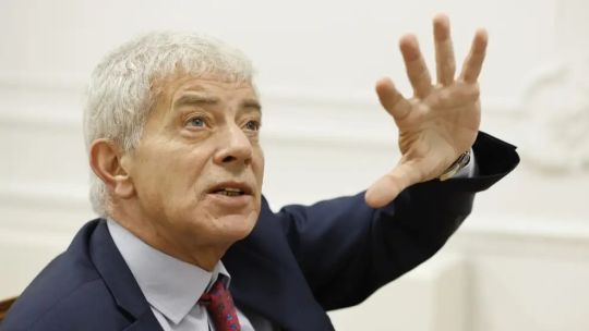 el-ministro-de-justicia-de-argentina,-mariano-cuneo-libarona,-dejara-el-gabinete-de-milei-despues-de-las-elecciones