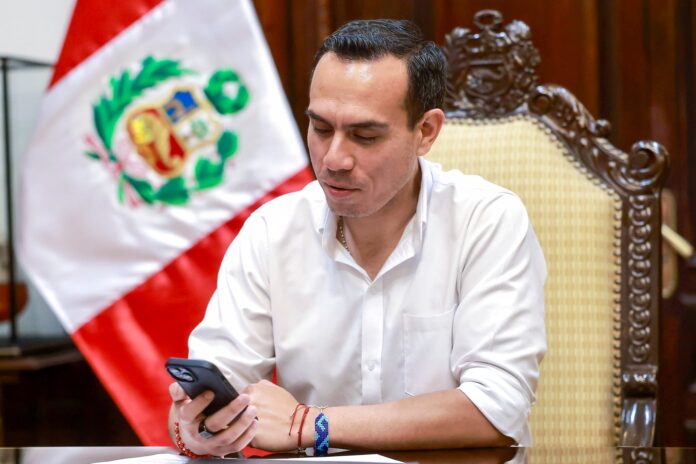 gobierno-designa-a-stephany-vega,-alegada-de-jose-jeri,-como-nueva-asesora-de-la-pcm