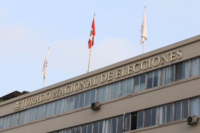 siete-gobernadores,-vicegobernadores-y-alcaldes-renunciaron-para-postular-en-las-elecciones-generales-del-2026