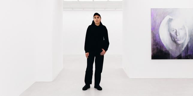 «-l’une-des-voix-les-plus-importantes-pour-parler-de-et-a-l’ukraine-»-:-la-artista-nikita-kadan-expose-a-paris
