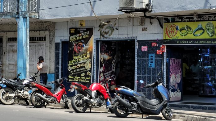 la-cadena-de-produccion:-oro-ilegal-del-rio-nanay-termina-en-las-principales-joyerias-de-iquitos.