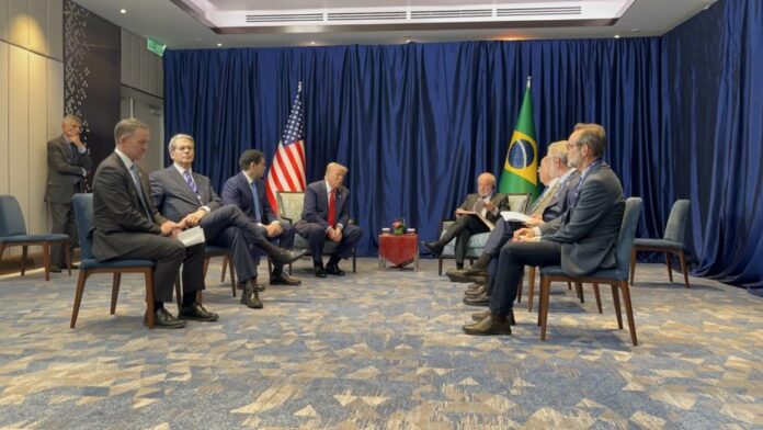 diplomacia-sin-dramatismo:-los-lideres-entre-estados-unidos-y-brasil-intercambian-palabras-calidas,-no-concesiones