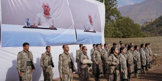 turquia:-en-un-gesto-de-paz,-el-pkk-anuncia-desplazar-sus-fuerzas-de-turquia-hacia-el-norte-de-irak