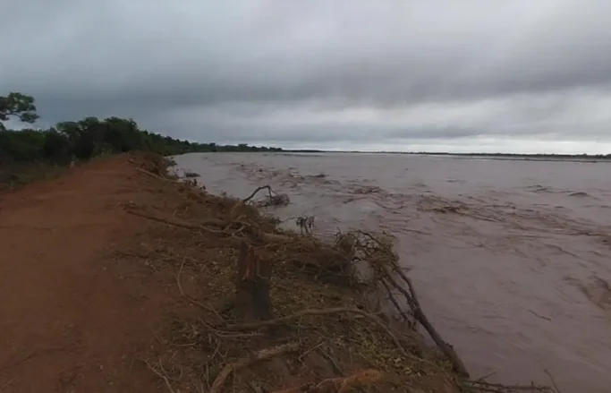 el-searpi-reporta-crecidas-en-los-rios-crucenos-tras-lluvias