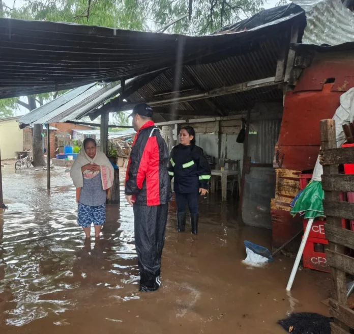 lluvias:-funcionarios-atienden-10-emergencias-en-la-urbe-crucena