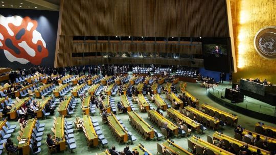 argentina-respalda-el-embargo-de-estados-unidos-a-cuba,-rompiendo-con-decadas-de-politica