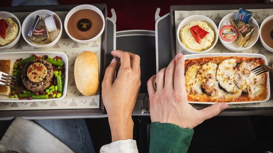 con-menus-premiados-y-mayor-confort-en-las-cabinas,-una-aerolinea-se-convirtio-en-la-favorita-de-los-argentinos