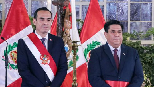 el-nuevo-presidente-de-peru-nombra-a-un-ex-general-para-supervisar-la-“guerra”-contra-las-pandillas