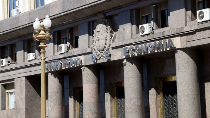 el-poder-ejecutivo-formalizo-las-designaciones-en-la-autoridad-nacional-de-la-competencia,-organo-clave-del-ministerio-de-economia