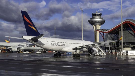 una-nueva-aerolinea-unira-ezeiza-con-madrid-y-se-anuncian-mas-servicios-a-bordo