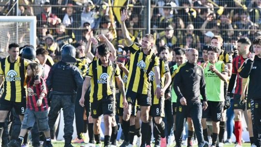 deportivo-madryn-suma-kilometros-en-busca-de-su-sueno-en-la-maxima-categoria