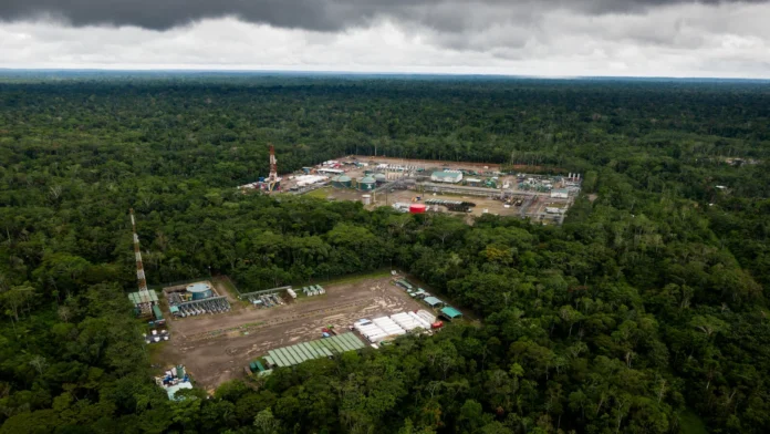 ecuador-reabre-campos-petroleros-amazonicos-para-cerrar-brechas-presupuestarias-y-atraer-inversores