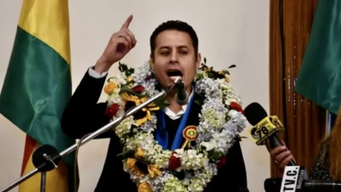 lara-vuelve-a-atacar-a-paz-y-anuncia-que-expondra-denuncias-de-otro-ministro