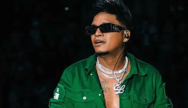 la-paz:-cantante-panameno-es-detenido-por-incumplir-contrato