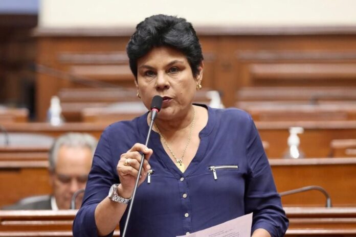 renovacion-popular-pide-suspender-pagos-por-semana-de-representacion-durante-el-receso-parlamentario