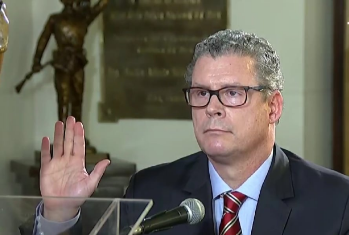 morgan-quero-es-precandidato-presidencial-del-partido-ciudadanos-por-el-cambio,-vinculado-a-nicanor-boluarte