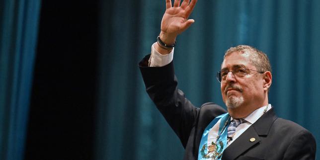 en-guatemala,-la-presidencia-de-bernardo-arevalo-entro-por-un-parquet-corrompu