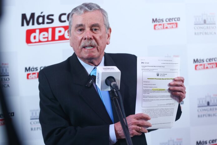 fernando-rospigliosi-sobre-asilo-a-betssy-chavez:-“era-obvio-que-iba-a-tratar-de-burlar-a-la-justicia-peruana”