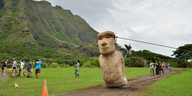 la-«-marcha-»-de-las-estatuas-de-la-isla-de-paques,-una-hipotesis-tres-debattue