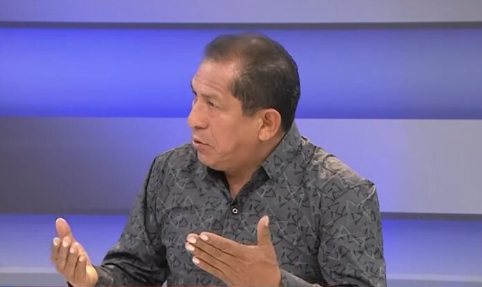 fiorella-molinelli-invita-a-martin-valeriano,-exdirigente-transportista,-para-postular-como-diputado