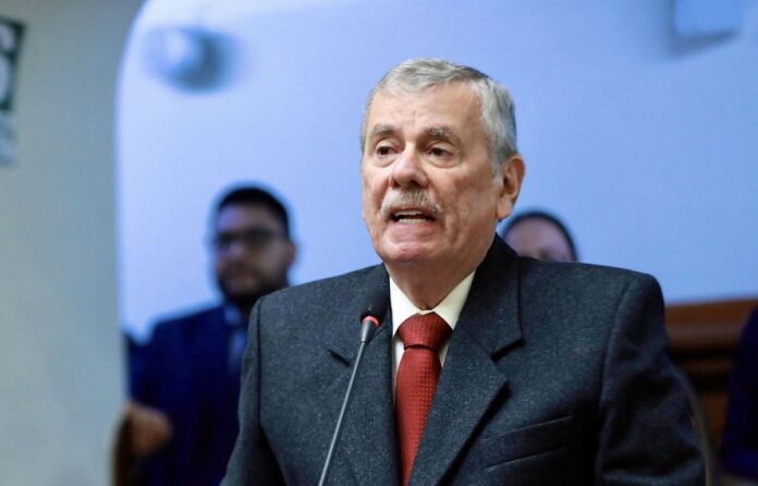 la-congresista-ruth-luque-promueve-movimiento-de-censura-contra-fernando-rospigliosi-por-uso-de-camara-en-mitin-de-fp