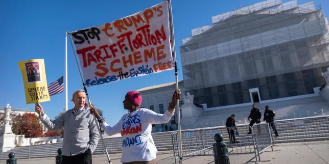 estados-unidos:-la-corte-suprema-interroga-sobre-la-legalidad-de-los-derechos-de-doble-persona-impuestos-por-donald-trump