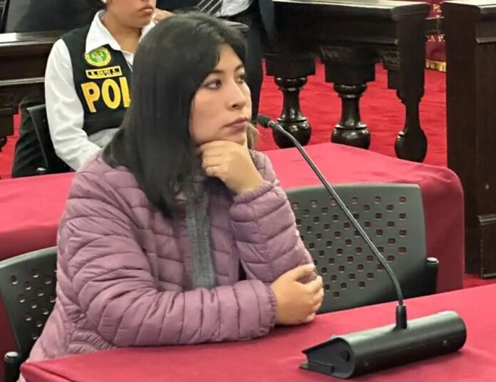 betssy-chavez-desde-su-asilo-en-la-embajada-de-mexico-informa-que-su-unico-abogado-sera-raul-noblecilla