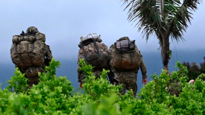 antioquia:-ejercito-nacional-captura-a-nueve-militares-implicados-en-un-caso-de-homicidio,-tortura-y-desaparicion-forzada-en-base-militar-de-frontino