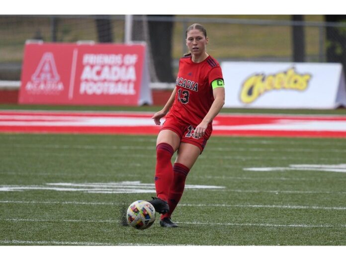 adams-recognized-for-work-on,-off-the-turf-at-acadia-university