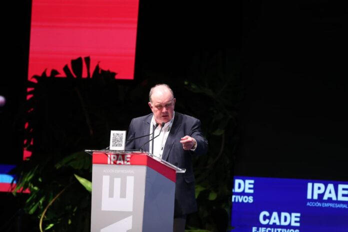 cade-2025:-asi-fue-la-presentacion-de-rafael-lopez-aliaga,-precandidato-presidencial-de-renovacion-popular