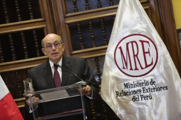 congresistas-plantean-que-el-canciller-hugo-de-zela-acuda-al-congreso-por-crisis-diplomatica-con-mexico