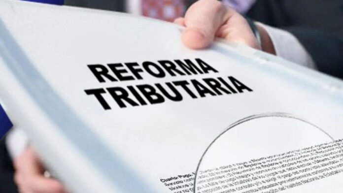 reforma-tributaria:-¿por-que-se-esfuma-la-ilusion-de-una-rebaja-en-iva-y-cual-es-el-impuesto-mas-facil-de-eliminar?