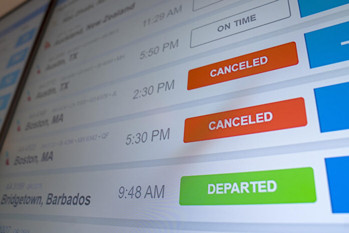 mas-de-2.000-vuelos-cancelados-en-ee-uu-en-un-dia-por-el-cierre-del-gobierno