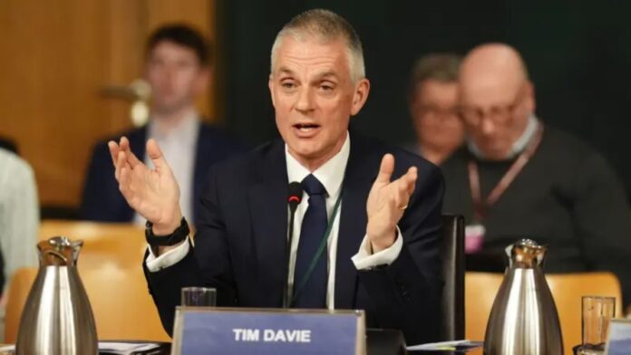 6-claves-para-entender-el-escandalo-por-un-documental-sobre-trump-que-llevo-al-director-de-la-bbc-a-dimitir-de-su-cargo