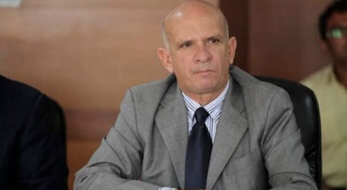 el-pollo-carvajal-logra-posponer-su-sentencia-hasta-2026-con-datos-que-salpican-al-chavismo,-al-psoe-y-zapatero