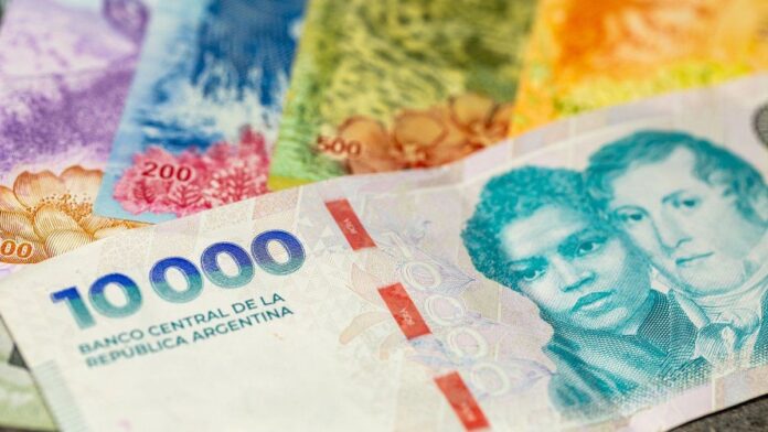 ¿arranca-la-remonetizacion-en-pesos?-creen-que-la-emision-via-compra-de-dolares-esta-atada-al-exito-de-la-deuda-privada