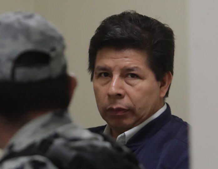 el-argumento-del-abogado-de-pedro-castillo-ante-el-pj:-“tienen-el-pollo-en-sus-manos,-o-lo-entregan-vivo-o-muerto,-o-lo-absuelven-o-lo-condenan”